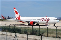 Jordi Rull Dalmau.Spotters BCN-El Prat. Click to see full size photo