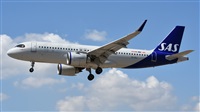 Jos Luis Moreno Menjbar - Plane Spotter Freelance. Click to see full size photo