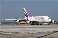 �Vicente Aguil�. Click to see full size photo