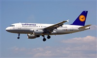 Pere  Escala - Spotters Barcelona-El Prat. Click to see full size photo