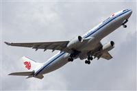 Miguel Alia - Noisy Spotters. Click to see full size photo