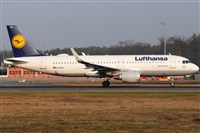 Gabriele Fontana - Tuscan Aviation. Click to see full size photo