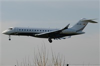Rodrigo Carvalho - Noisy Spotters. Click to see full size photo