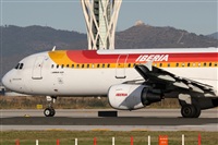 Rubn Gil - Noisy Spotters. Click to see full size photo