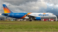 Luis Fernando Hernandez Bolaos. Click to see full size photo