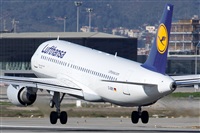 Jorge Medina - Spotters Barcelona - El Prat. Click to see full size photo