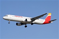 Jordi Rull Dalmau.Spotters BCN-El Prat. Click to see full size photo