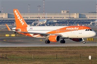 Gabriele Fontana - Tuscan Aviation. Click to see full size photo