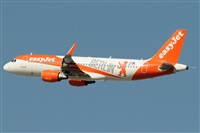 Gabriele Fontana - Tuscan Aviation. Click to see full size photo