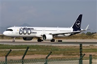 Oscar Martnez spotter Barcelona el Prat. Click to see full size photo