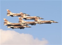 Daniel Ferro. Click to see full size photo