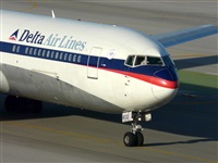 Adolfmalet-Spotters Barcelona-El Prat. Click to see full size photo