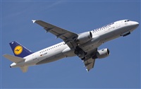 Alonso R Candelera AIRE.org.Spotters Bcn / El Prat. Click to see full size photo
