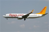 Jordi Rull Dalmau.Spotters BCN-El Prat. Click to see full size photo