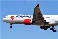 Adolfmalet-Spotters Barcelona-El Prat. Click to see full size photo