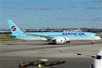 Rodrigo Carvalho - Noisy Spotters. Click to see full size photo
