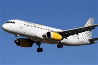 Rubn Gil - Noisy Spotters. Click to see full size photo
