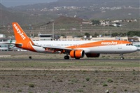 Alfonso Sols - Asociacin Canary Islands Spotting. Click to see full size photo