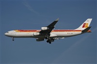 Galo Alcolea - Iberian Spotter / AIRE.ORG. Click to see full size photo