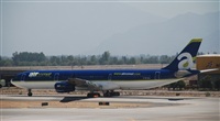 Rubn Gil - Noisy Spotters. Click to see full size photo