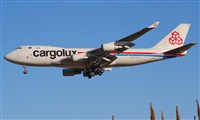 Rubn Gil - Noisy Spotters. Click to see full size photo
