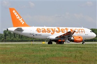 Gabriele Fontana - Tuscan Aviation. Click to see full size photo