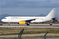 �Oscar Mart�nez spotter Barcelona el Prat. Click to see full size photo