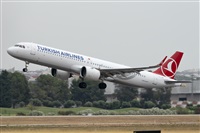 �Vicente Aguil�. Click to see full size photo