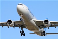 Jordi Rull Dalmau.Spotters BCN-El Prat. Click to see full size photo