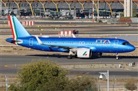 �C�sar Prieto. Click to see full size photo