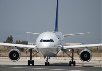 Rubn Gil - Noisy Spotters. Click to see full size photo