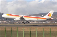 Alfonso Sols - Asociacin Canary Islands Spotting. Click to see full size photo