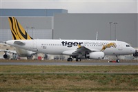 Jorge Medina - Spotters Barcelona - El Prat. Click to see full size photo