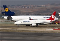 Marc Burgueros - Aerobarcelona. Click to see full size photo