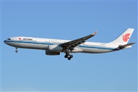 Adolfmalet-Spotters Barcelona-El Prat. Click to see full size photo