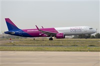 �Vicente Aguil�. Click to see full size photo