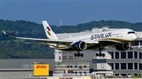 �Huang ChengJen. Click to see full size photo