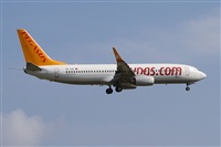 Jordi Rull Dalmau.Spotters BCN-El Prat. Click to see full size photo