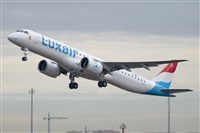 �Vicente Aguil�. Click to see full size photo