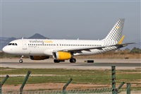 �Oscar Mart�nez spotter Barcelona el Prat. Click to see full size photo