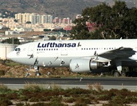 Manuel  LLama  -  Costa Del Sol Spotting Aviation. Click to see full size photo