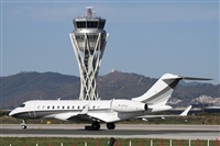 Miguel Alia - Noisy Spotters. Click to see full size photo