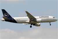 Gabriele Fontana - Tuscan Aviation. Click to see full size photo