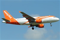 Gabriele Fontana - Tuscan Aviation. Click to see full size photo