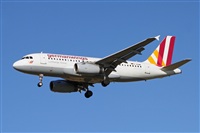 Jordi Rull Dalmau.Spotters BCN-El Prat. Click to see full size photo