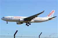 Adolfmalet-Spotters Barcelona-El Prat. Click to see full size photo