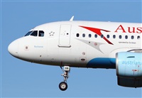 Adolfmalet-Spotters Barcelona-El Prat. Click to see full size photo