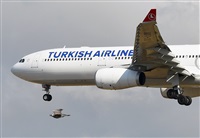 Adolfmalet-Spotters Barcelona-El Prat. Click to see full size photo