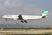 Jordi Rull Dalmau.Spotters BCN-El Prat. Click to see full size photo
