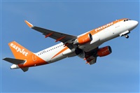 �Jorge Medina - Spotters Barcelona El Prat. Click to see full size photo